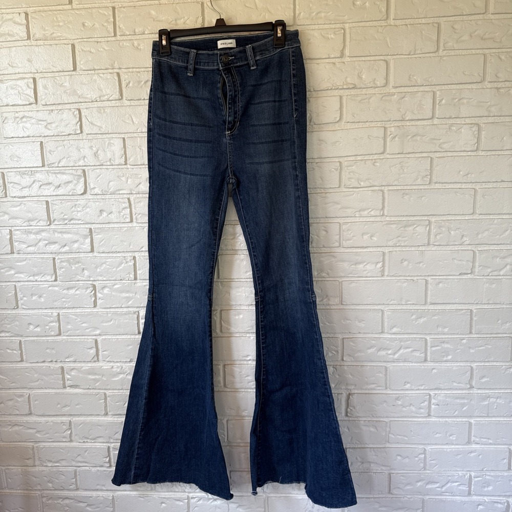 Sneak Peak Womens Jeans Size 9/29 Wide Leg Raw Hem